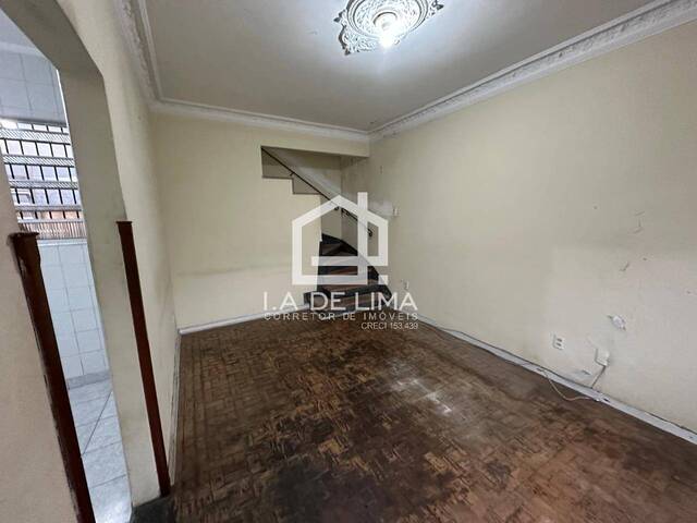 #152 - Sobrado para Venda em Santos - SP - 2