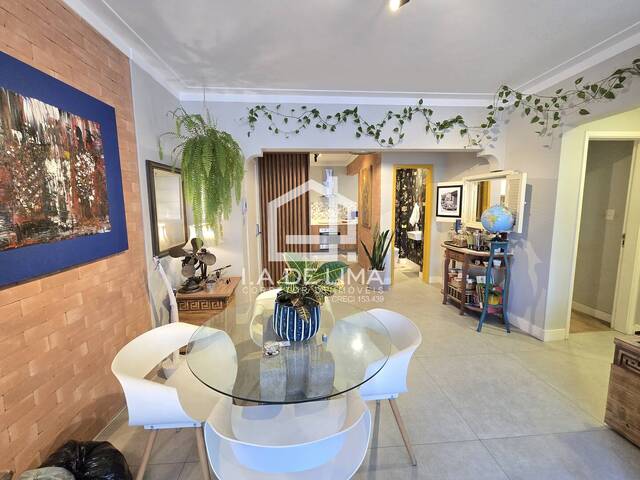 #190 - Apartamento para Venda em Santos - SP