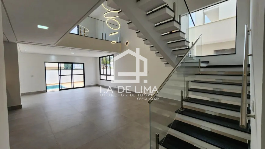 Sobrado, 4 quartos, 256 m² - Foto 2