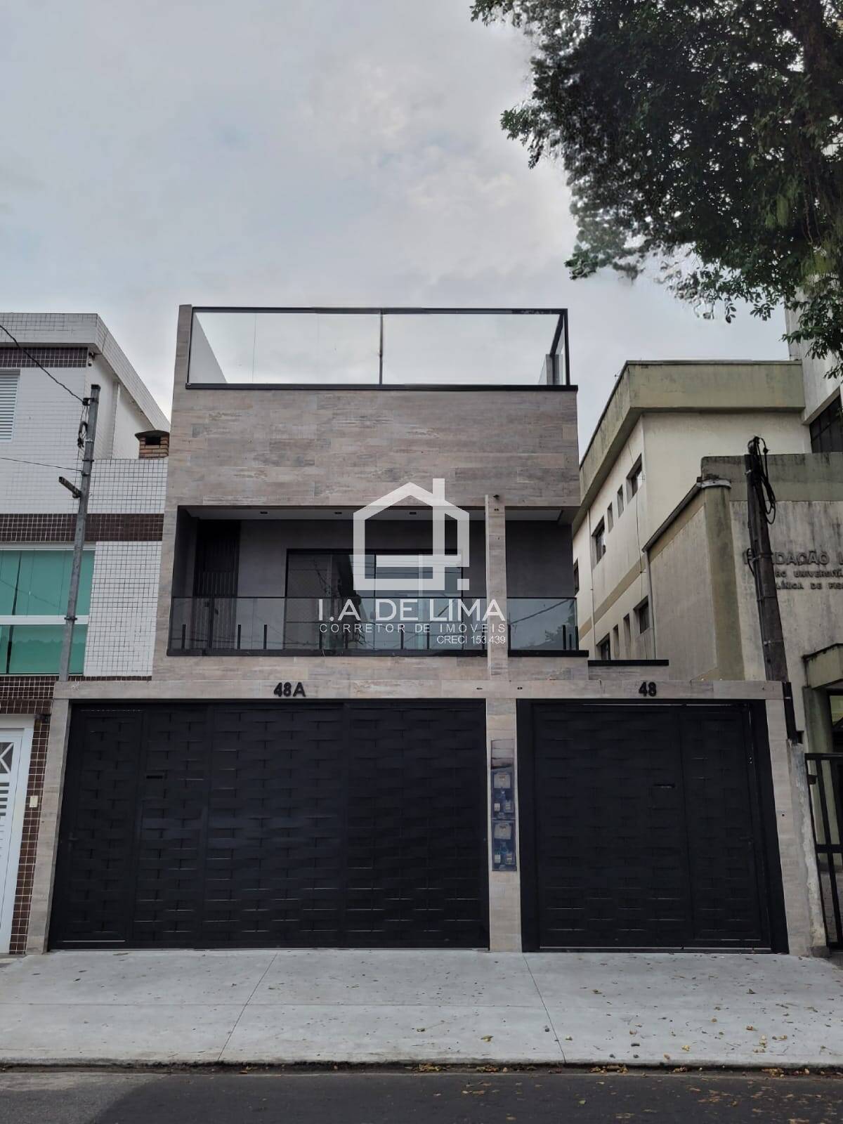 Casa, 3 quartos, 330 m² - Foto 1