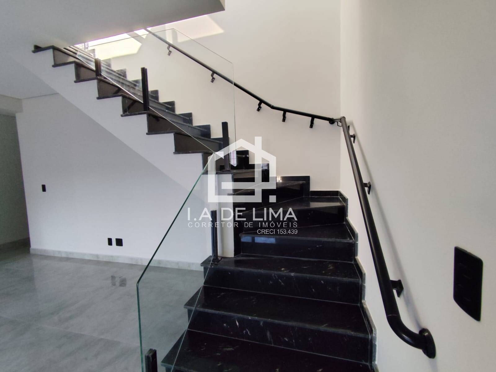 Casa, 3 quartos, 330 m² - Foto 20