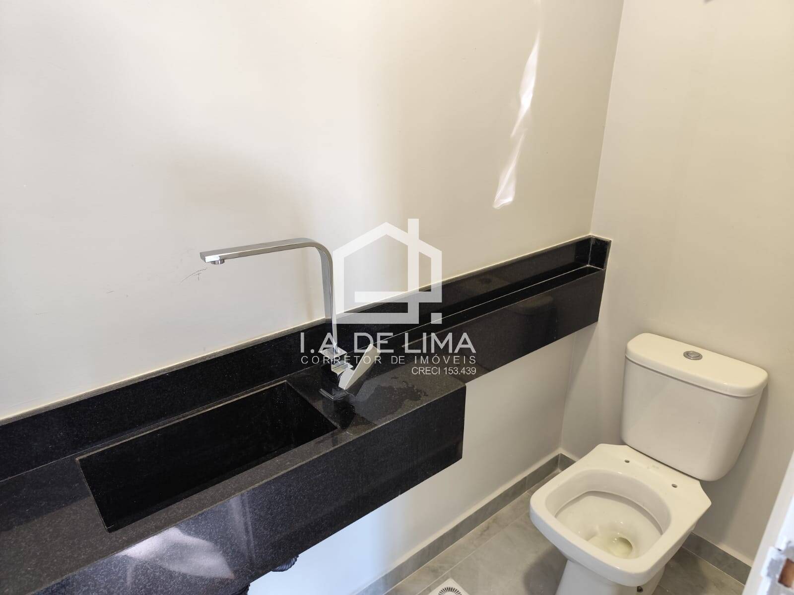 Casa, 3 quartos, 330 m² - Foto 31