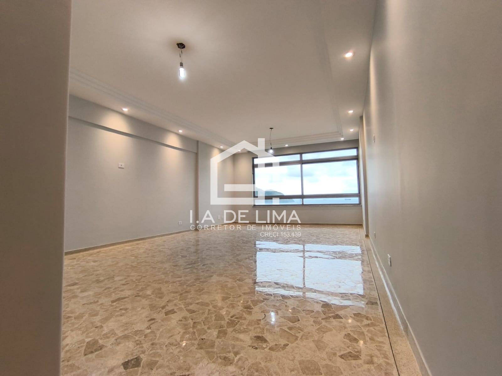 Apartamento, 3 quartos, 190 m² - Foto 2