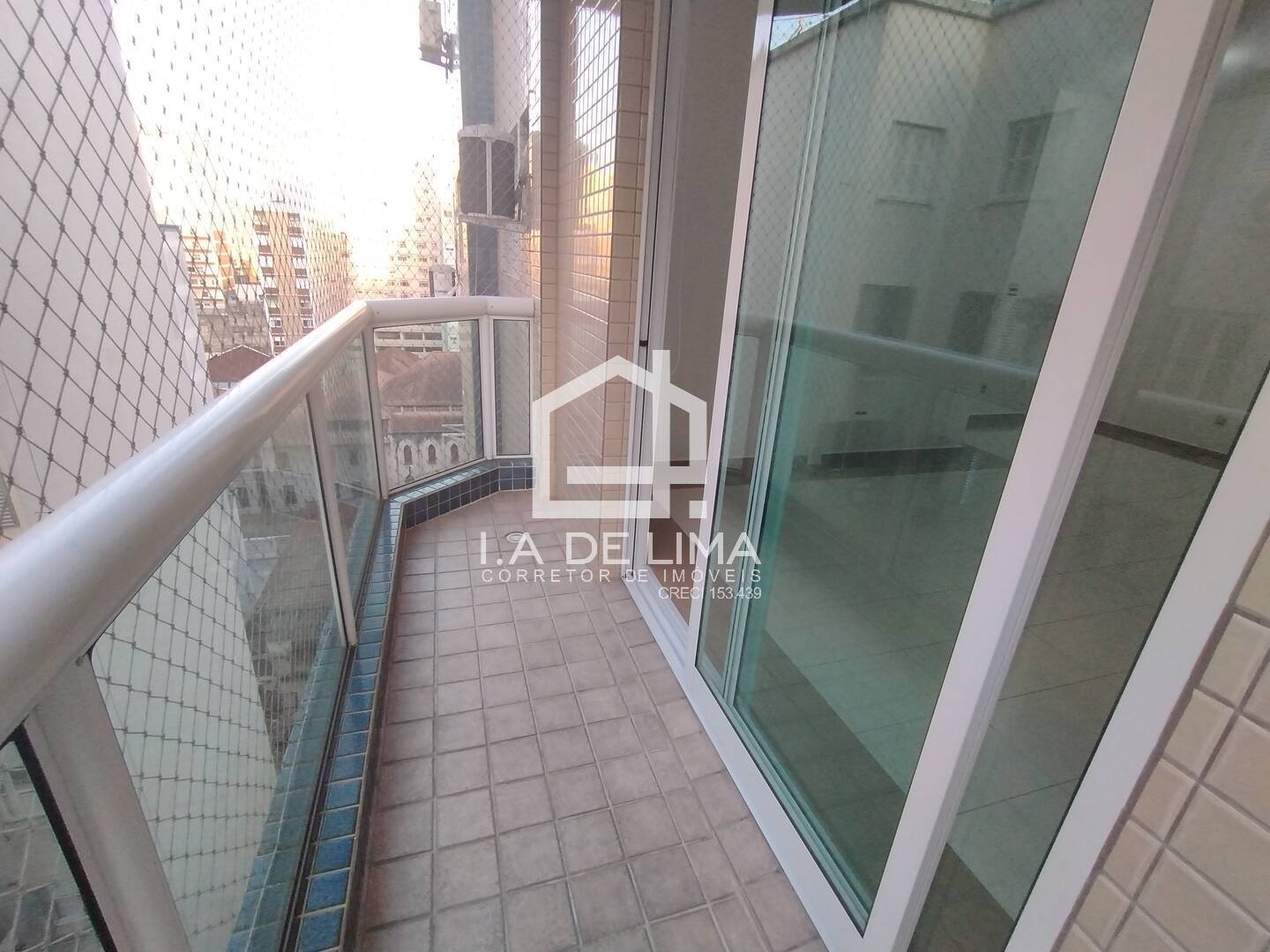 Apartamento para alugar com 3 quartos, 101m² - Foto 5