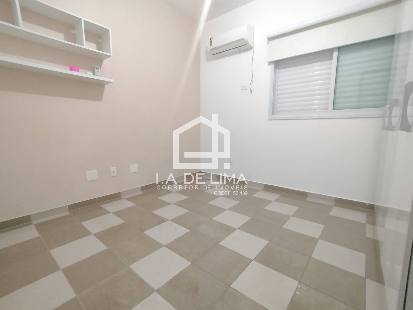 Apartamento para alugar com 3 quartos, 101m² - Foto 18