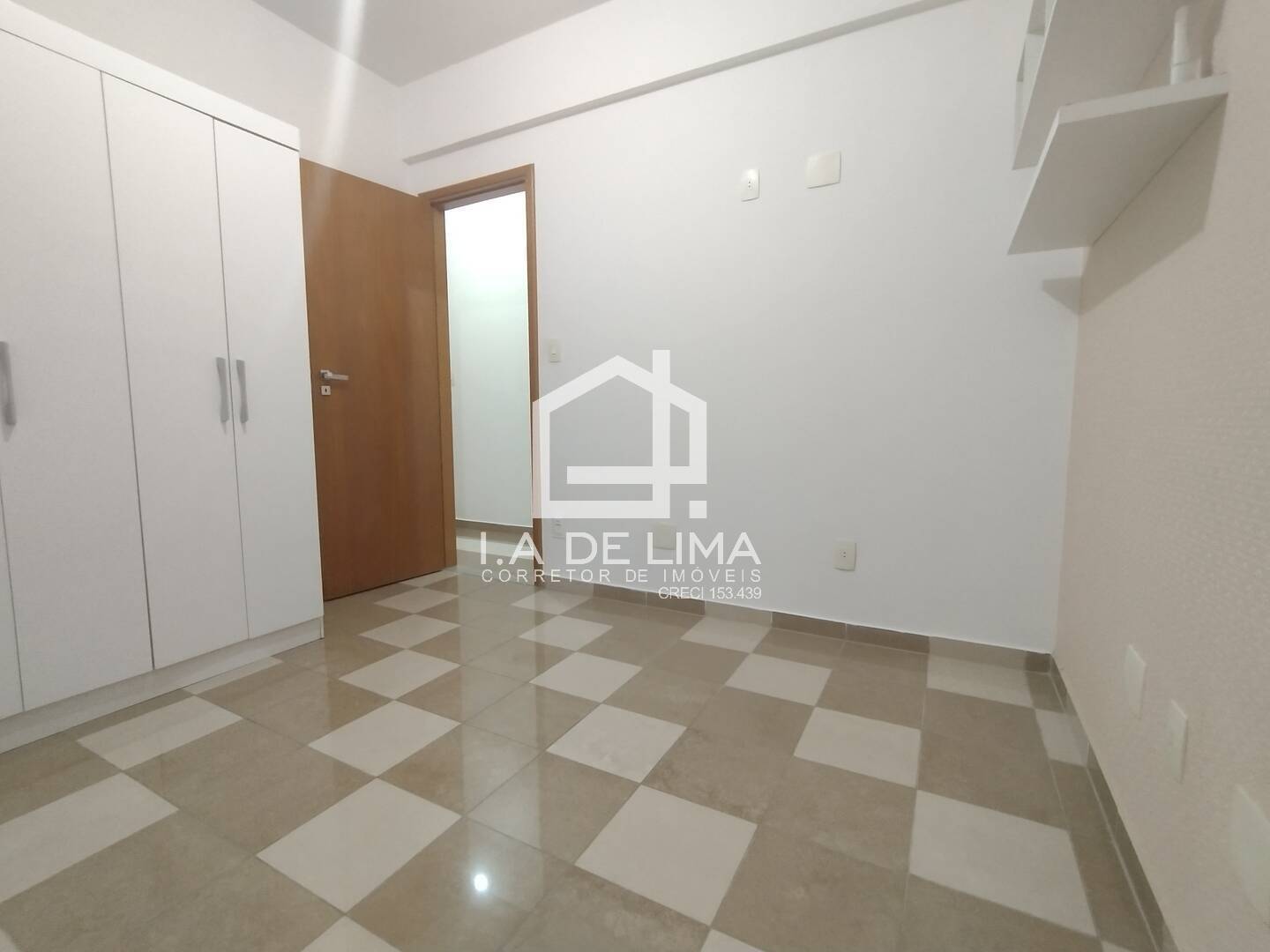 Apartamento para alugar com 3 quartos, 101m² - Foto 19