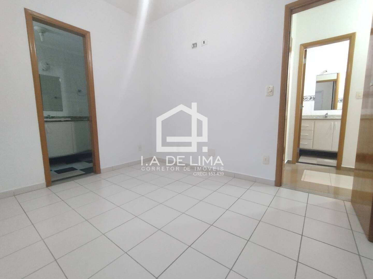 Apartamento para alugar com 3 quartos, 101m² - Foto 21